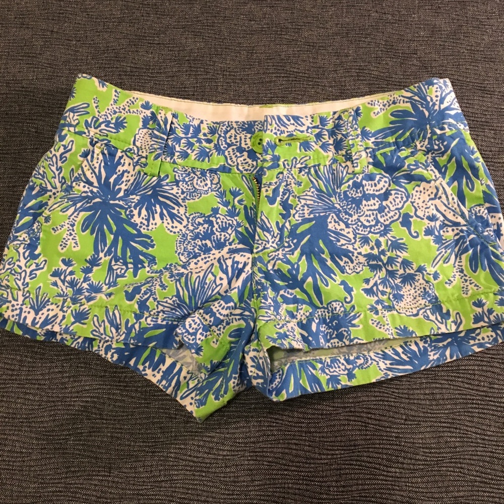💕💕⬇️ Lilly Pulitzer Walsh short 00